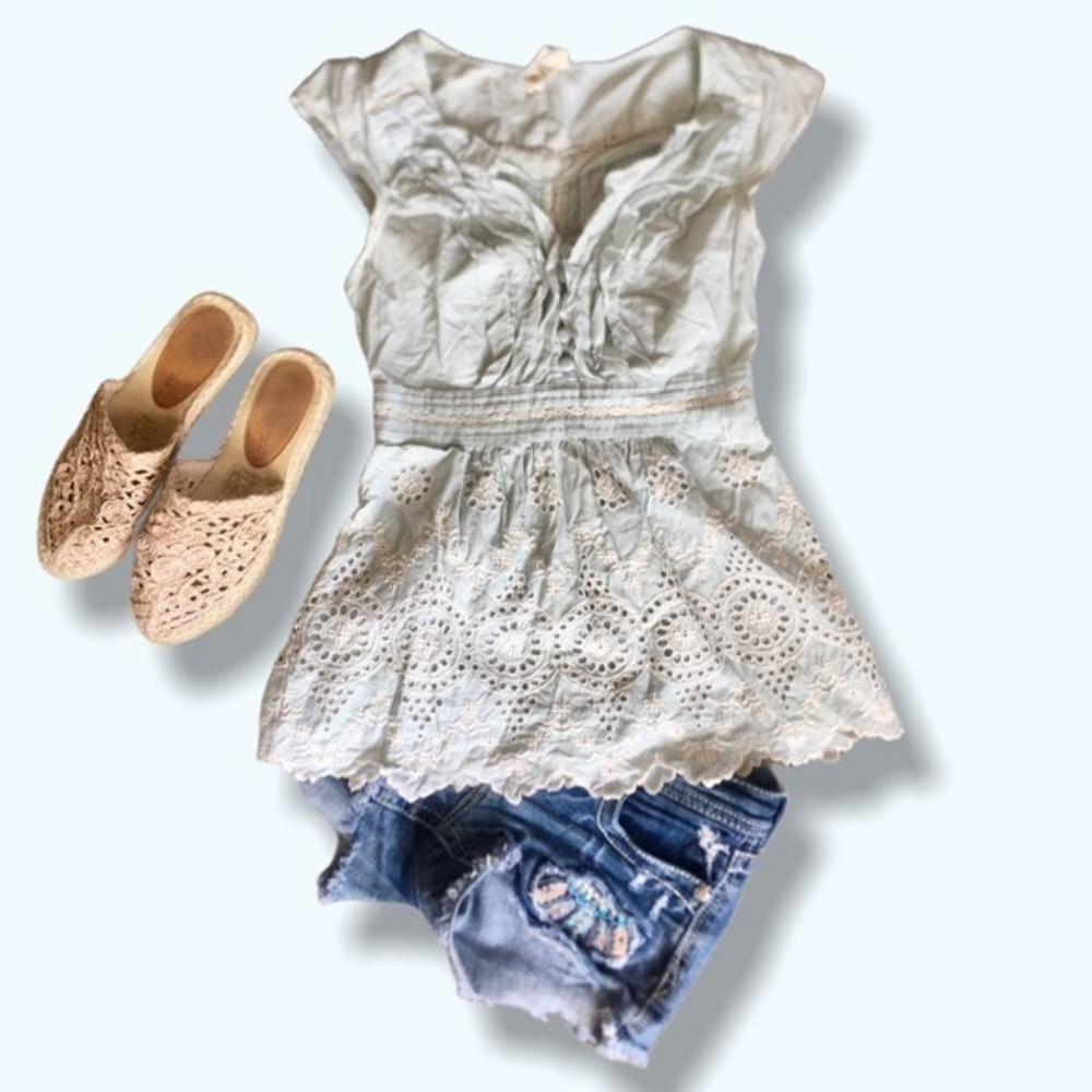 Floreat Pale Blue‎ Top EUC size 0